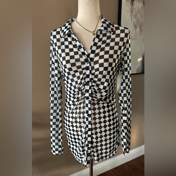 Checkered mesh long sleeve button down top - Picture 3 of 10